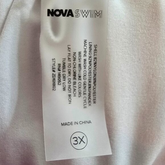 Fashion Nova Lyla Halter 1 Piece Swimsuit - Coral/Combo - NWT - Picture 7 of 8